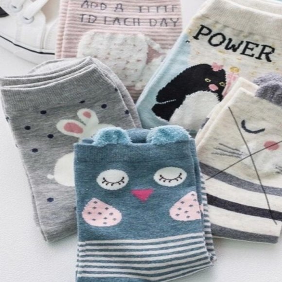 Set of 4 Animal Character Socks - Picture 3 of 10